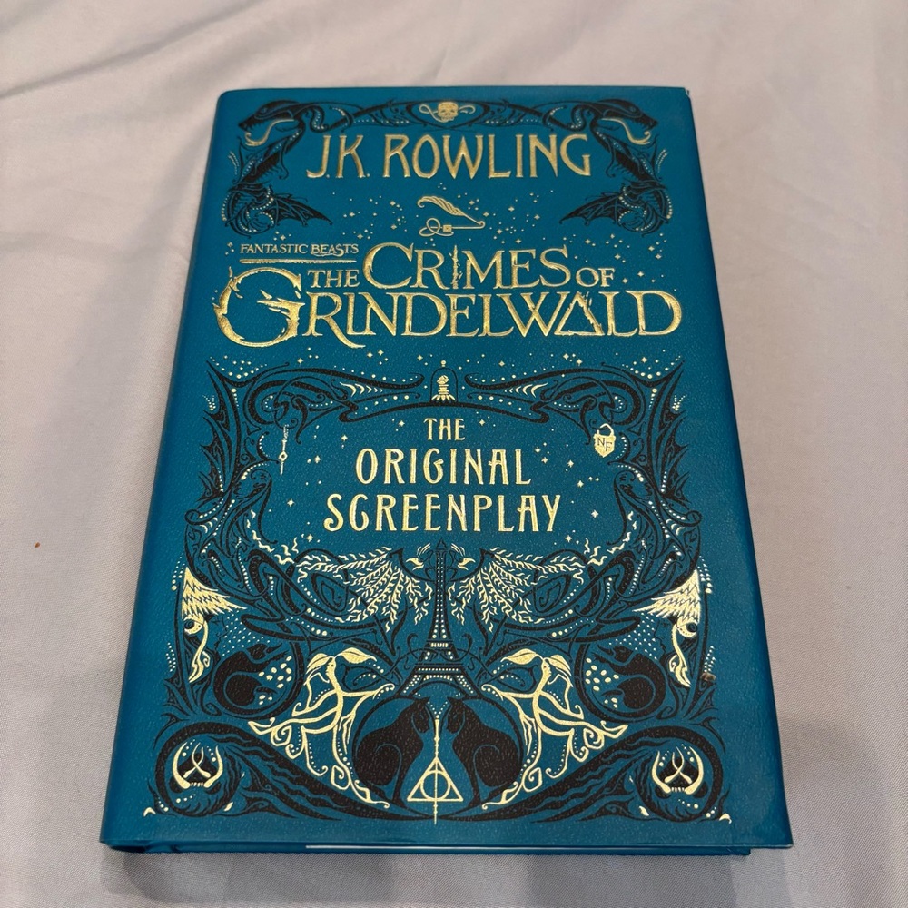 Fantastic Beasts Where To Find Them & Crimes Of Grindelwald Screenplay Books - Picture 5 of 8